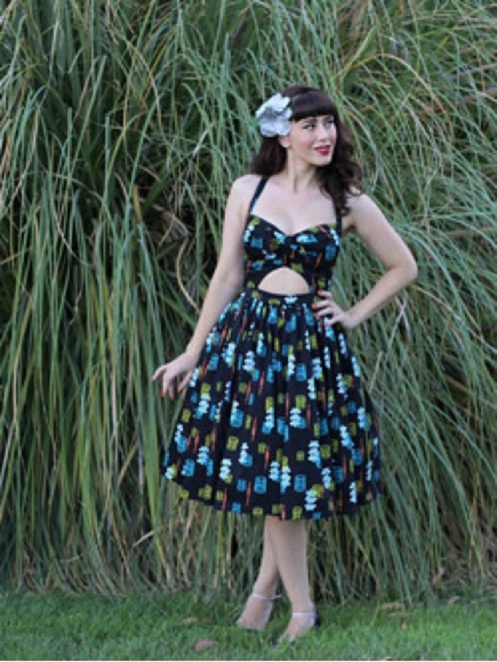 *** RARE*** Vintage Pinup Couture Rene Dress in Tiki Print, Size M